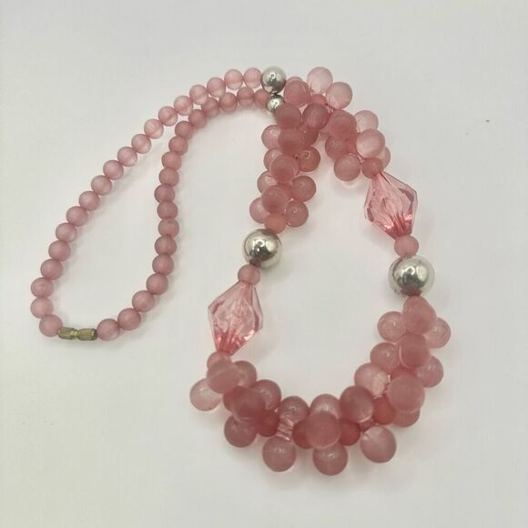 Pink cluster beaded vintage necklace - Picture 4 of 9